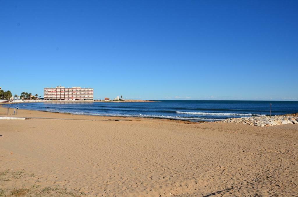 Apartmán Apartamento Oslo Torrevieja Exteriér fotografie